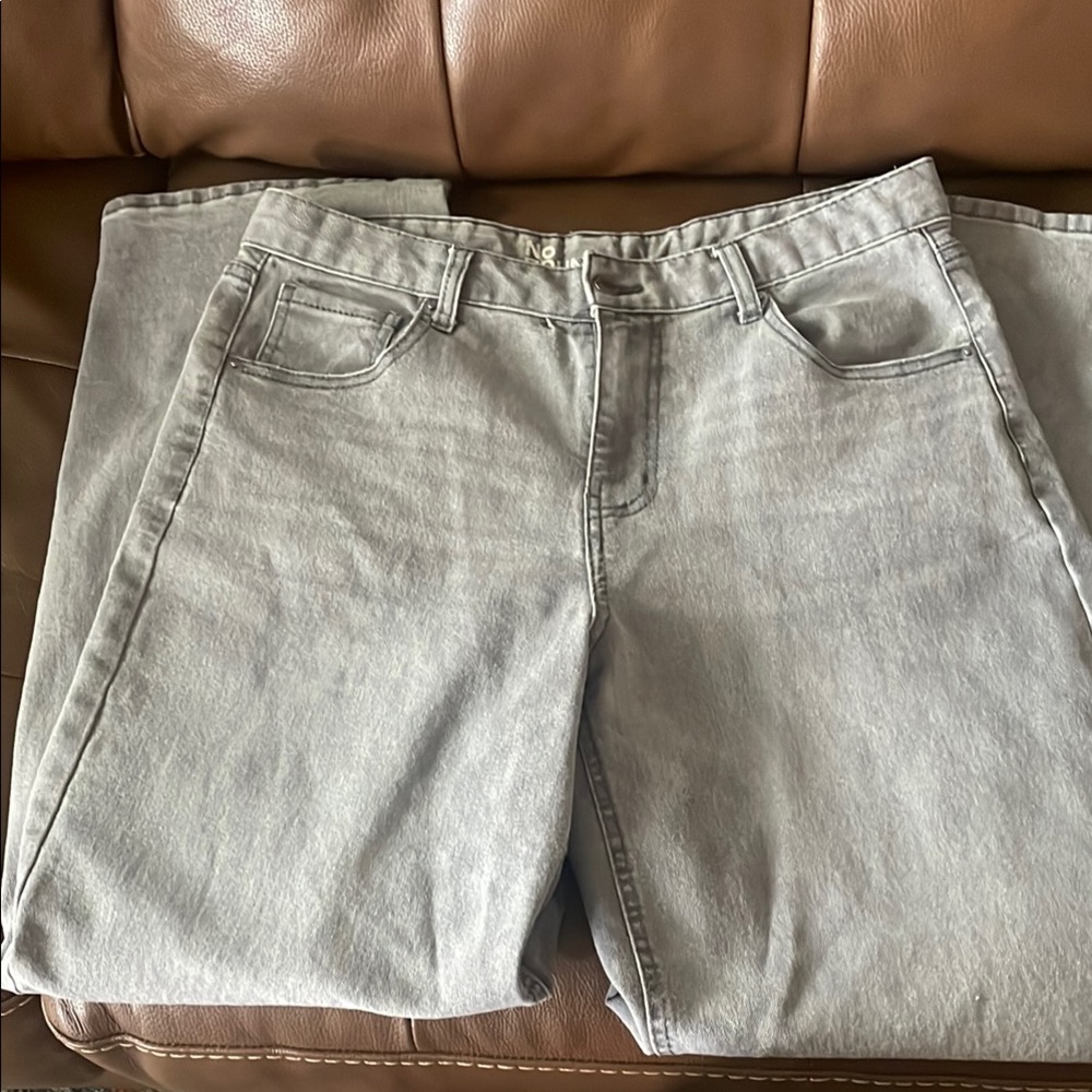 No Boundaries wide leg gray jeans